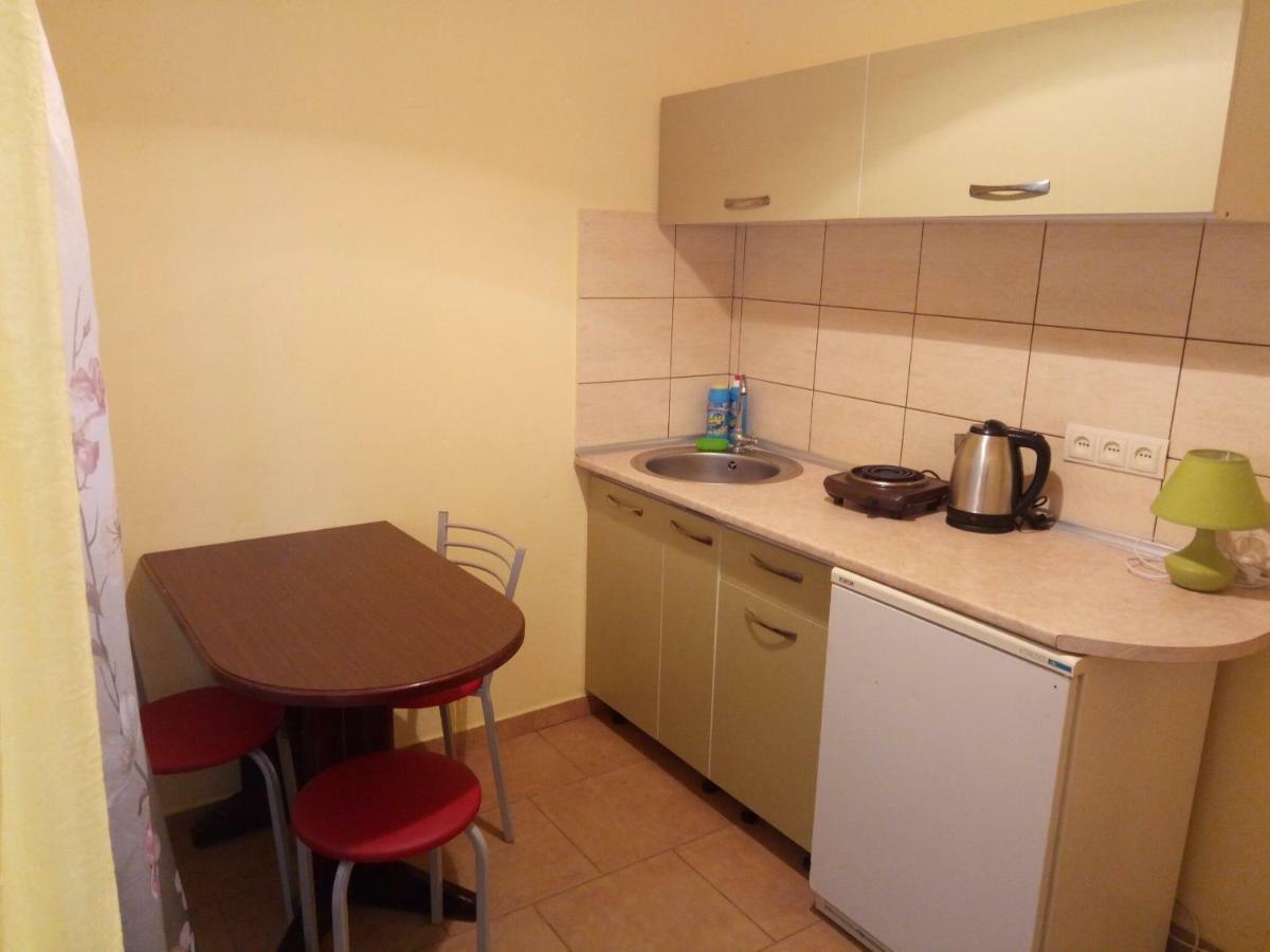 Apartaments Arkadiya ซาลิซนีปอร์ต ภายนอก รูปภาพ
